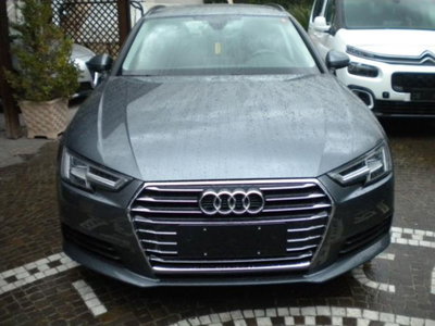 Audi A4 Avant 35 TDI S tronic Design (2)