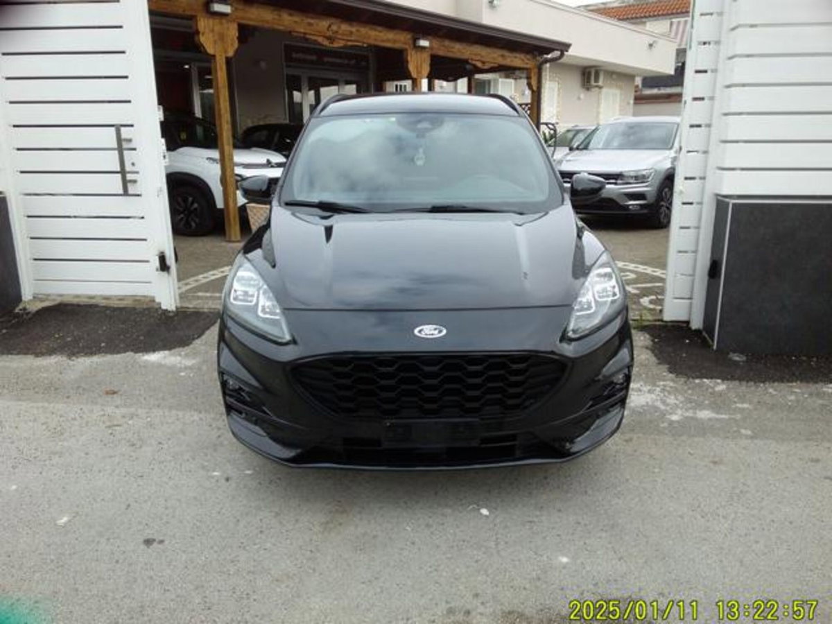 Ford Kuga 1.5 EcoBlue 120 CV 2WD ST-Line (2)