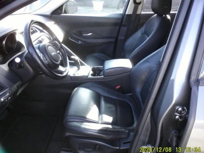 Jaguar E-Pace 2.0D 150 CV R-Dynamic S (10)