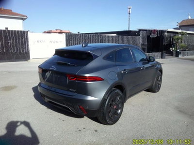 Jaguar E-Pace 2.0D 150 CV R-Dynamic S (4)