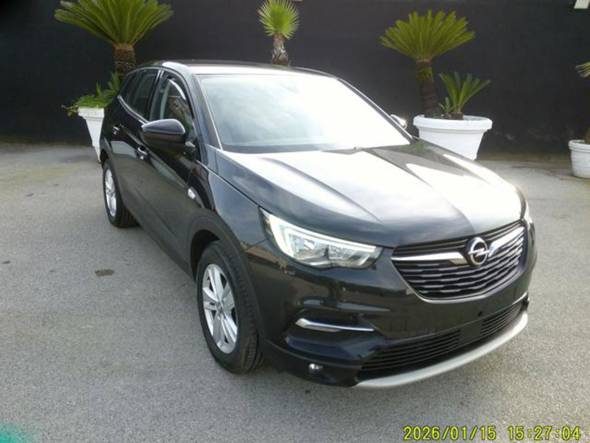 Opel Grandland X 1.5 diesel Ecotec Start&Stop Advance (4)