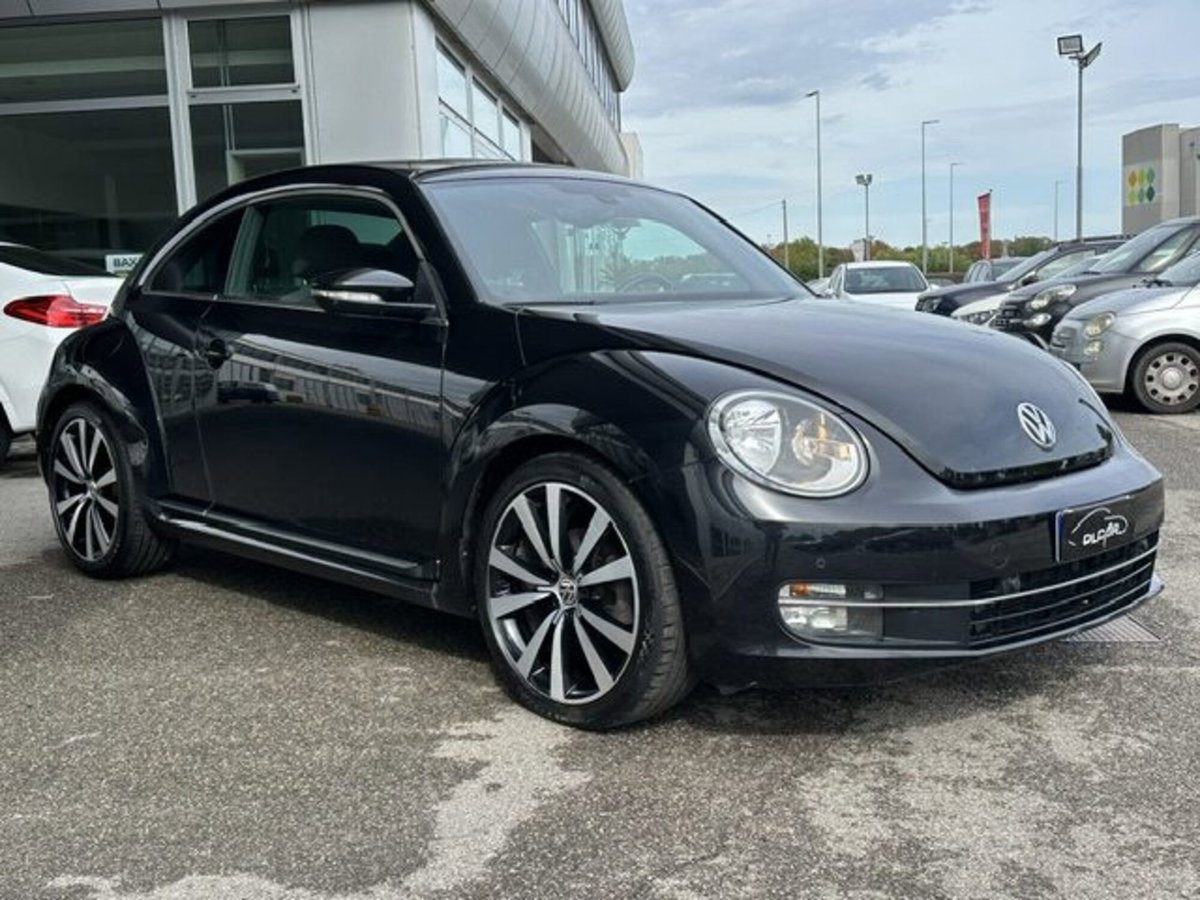 Volkswagen Maggiolino 2.0 TDI Sport (2)
