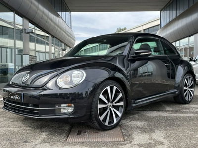 Volkswagen Maggiolino 2.0 TDI Sport (3)