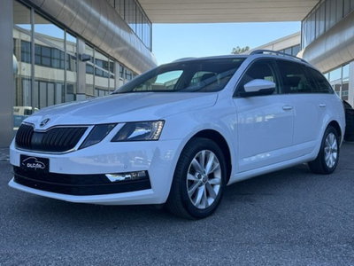 Skoda Octavia Station Wagon 2.0 TDI EVO SCR 150 CV DSG 4x4 Wagon Style (3)