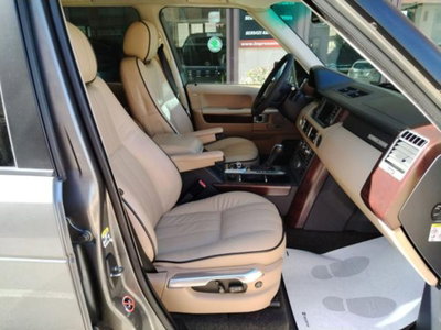 Land Rover Range Rover 3.6 TDV8 Vogue (2)