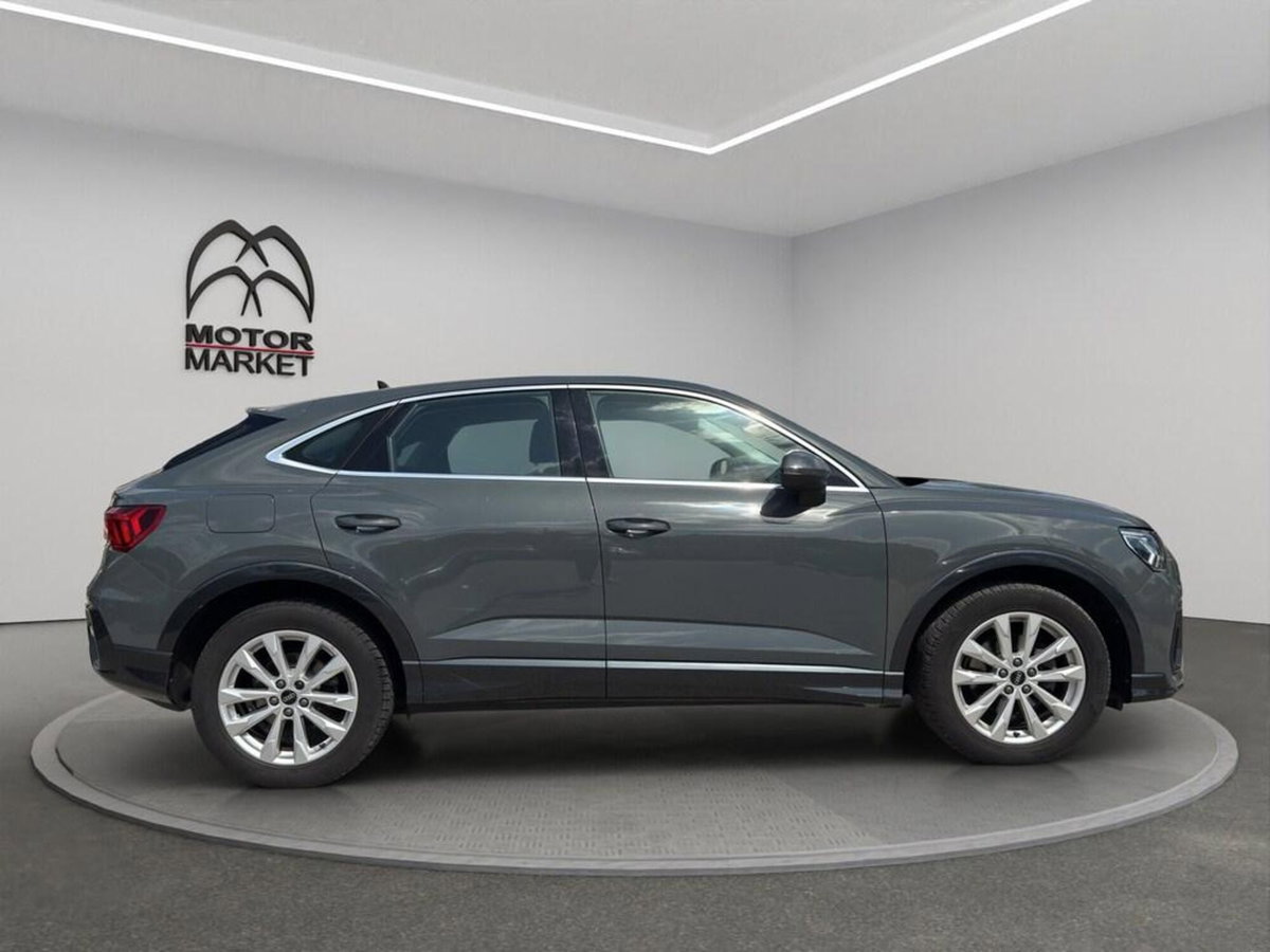 Audi Q3 Sportback 35 TDI quattro S tronic Business Plus (4)