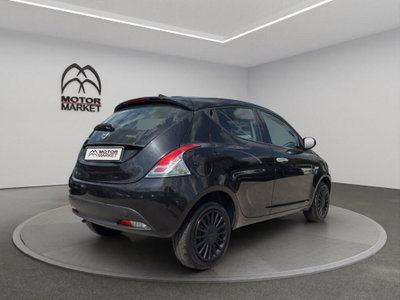 Lancia Ypsilon 1.0 FireFly 5 porte S&S Hybrid Silver Plus (7)