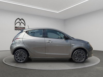 Lancia Ypsilon 1.0 FireFly 5 porte S&S Hybrid Gold Plus (4)