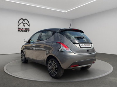 Lancia Ypsilon 1.0 FireFly 5 porte S&S Hybrid Gold Plus (8)