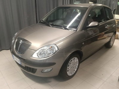 Lancia Ypsilon 1.2 New Oro usata