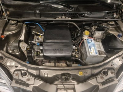 Lancia Ypsilon 1.2 New Oro (11)