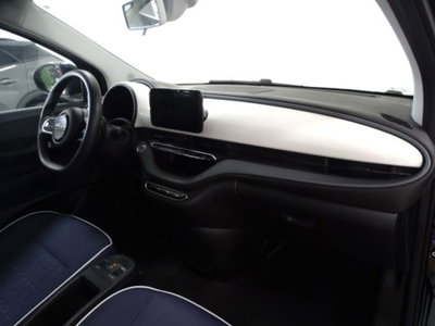 Fiat 500e Action Berlina 23,65 kWh (13)