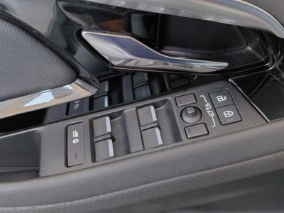 Land Rover Range Rover Evoque 1.5 I3 PHEV 300 CV AWD Auto (20)