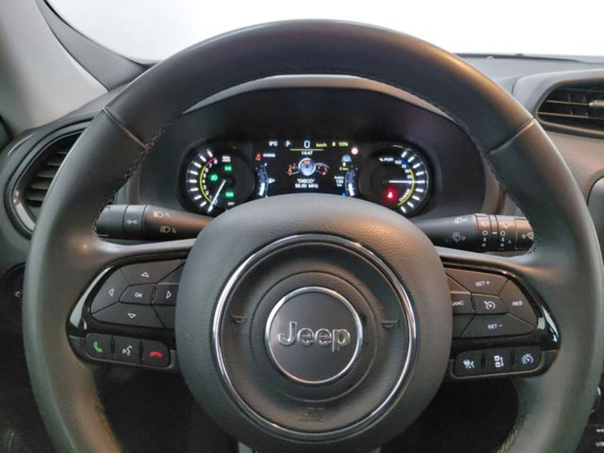 Jeep Renegade 1.3 T4 190CV PHEV 4xe AT6 Limited (8)