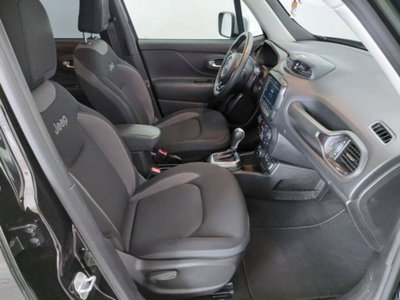 Jeep Renegade 1.3 T4 190CV PHEV 4xe AT6 Limited (9)