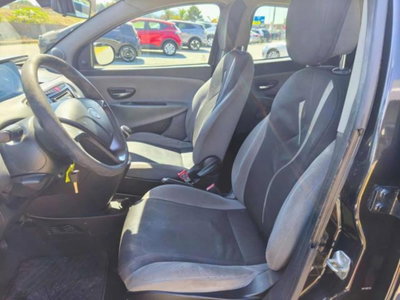 Lancia Ypsilon 1.2 69 CV 5 porte GPL Ecochic Silver (14)