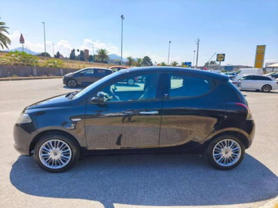 Lancia Ypsilon 1.2 69 CV 5 porte GPL Ecochic Silver (7)