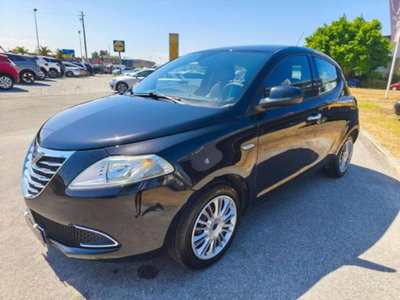 Lancia Ypsilon 1.2 69 CV 5 porte GPL Ecochic Silver (9)