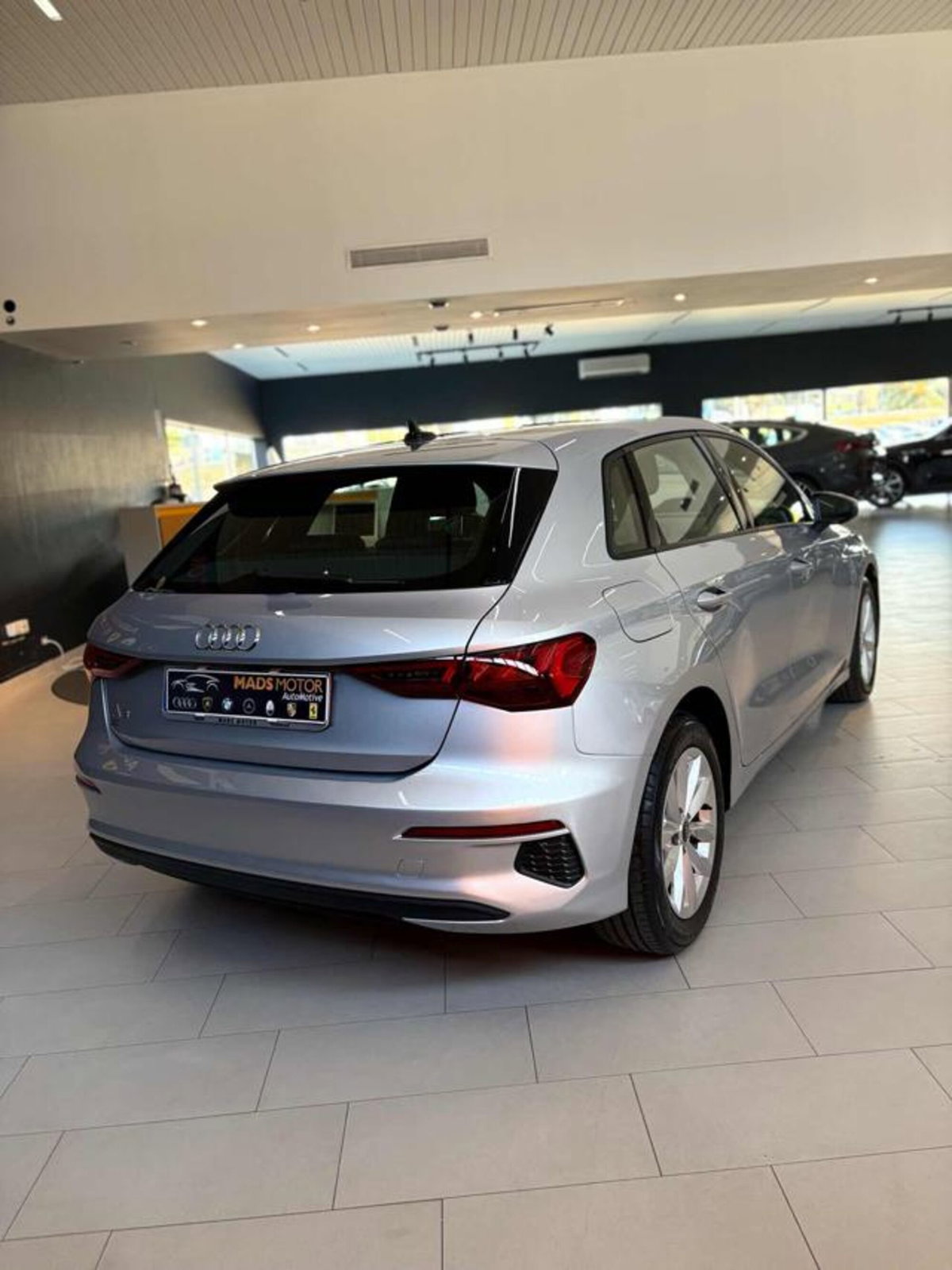 Audi A3 Sportback 30 TDI S tronic Business (5)