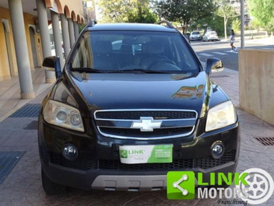 Chevrolet Captiva 2.0 VCDi LT (2)