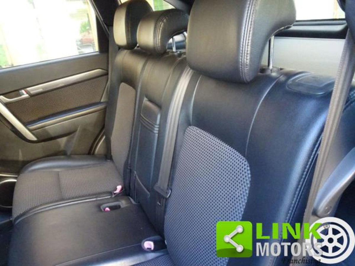 Chevrolet Captiva 2.0 VCDi LT (9)