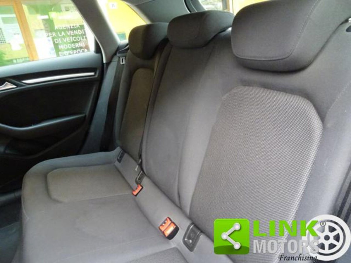 Audi A3 Sportback 2.0 TDI 150 CV clean diesel Attraction (9)