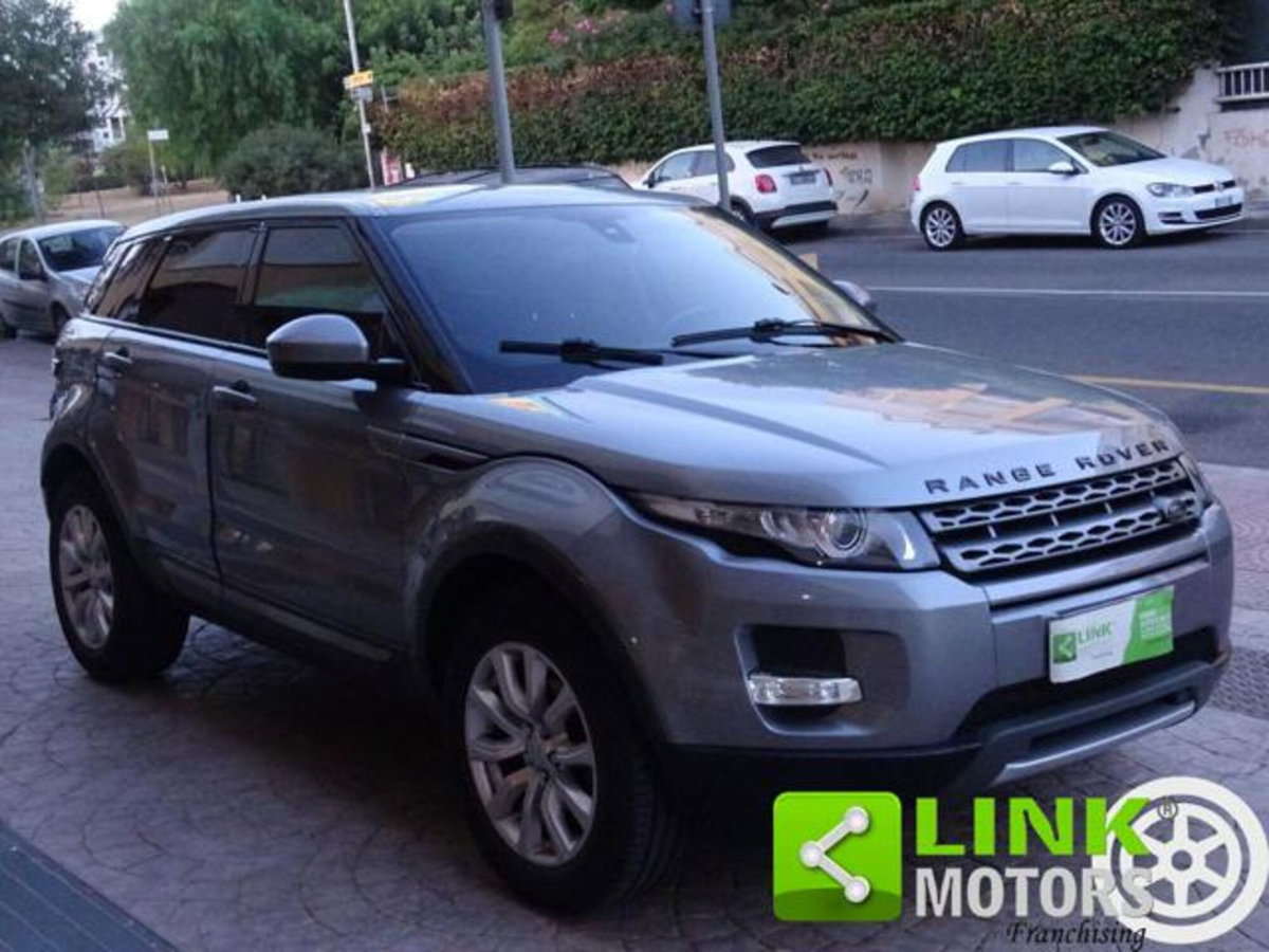Land Rover Range Rover Evoque 2.2 TD4 5p. Pure (3)