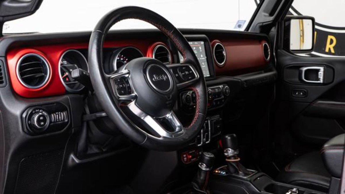 Jeep Wrangler Unlimited 2.2 Mjt II Rubicon (12)