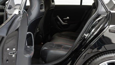 Mercedes-Benz CLA Shooting Brake 200 d Shooting Brake Premium (12)