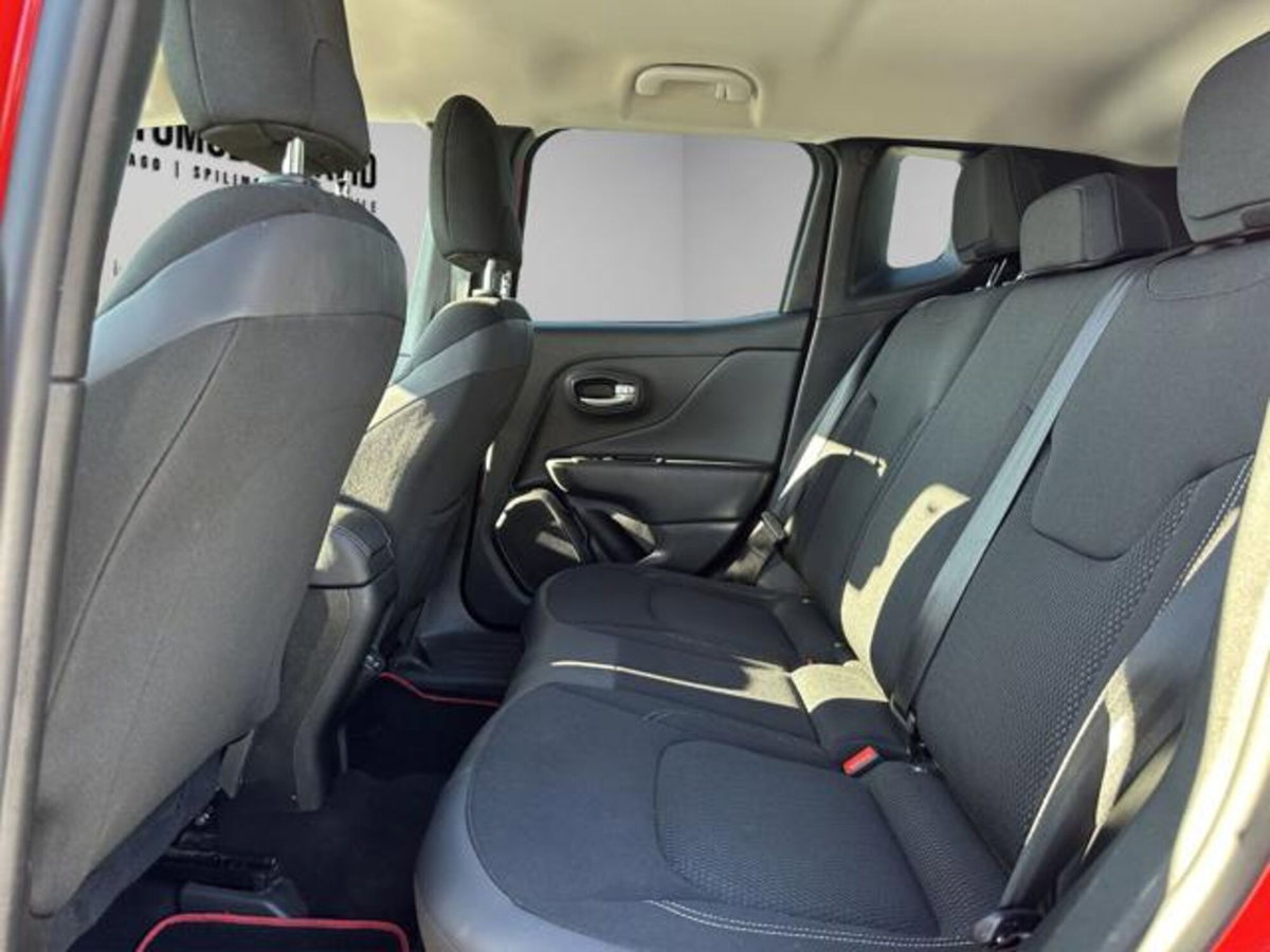 Jeep Renegade 1.6 Mjt DDCT 120 CV Business (12)