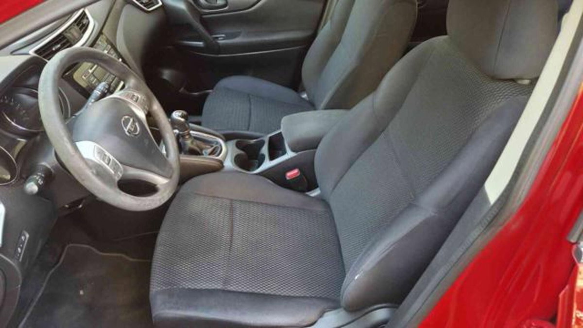Nissan Qashqai 1.2 DIG-T Business (7)