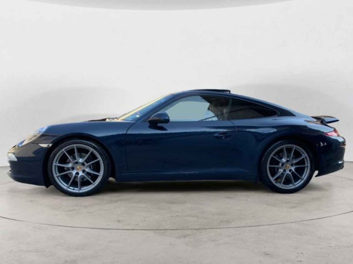 Porsche 911 Coupé 3.4 Carrera (2)