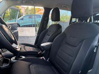 Jeep Renegade 1.6 Mjt 120 CV Limited (10)