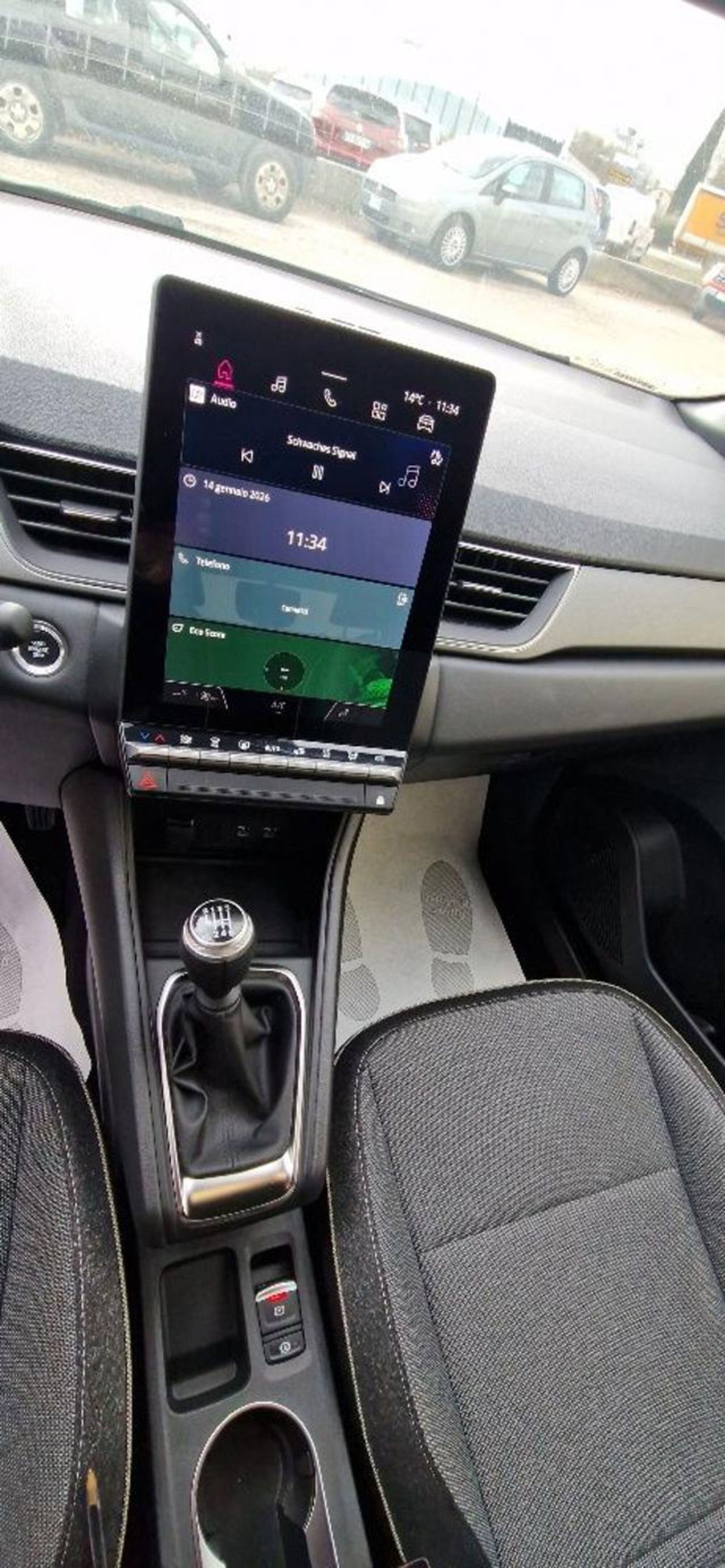 Renault Captur TCe 90 CV Techno (8)