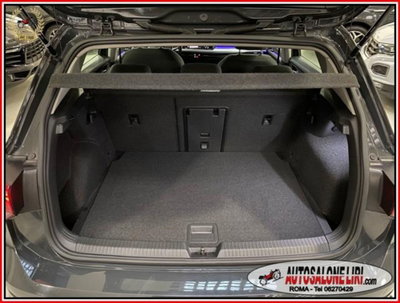 Volkswagen Golf 1.0 eTSI EVO DSG Life (12)