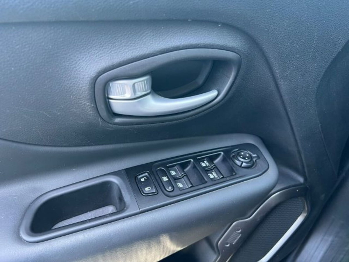 Jeep Renegade 1.6 mjt Limited 2wd 130cv (7)