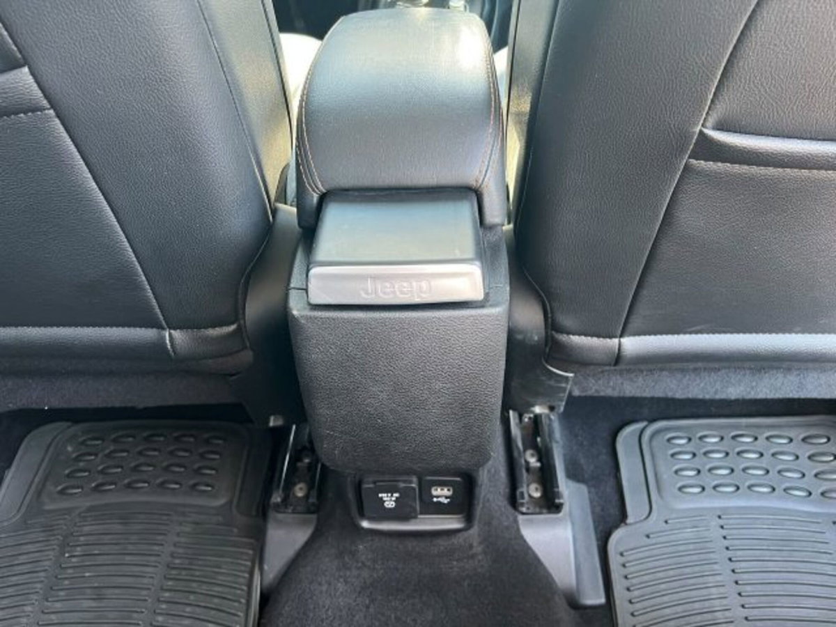 Jeep Compass 1.6 Multijet II 2WD Limited (18)