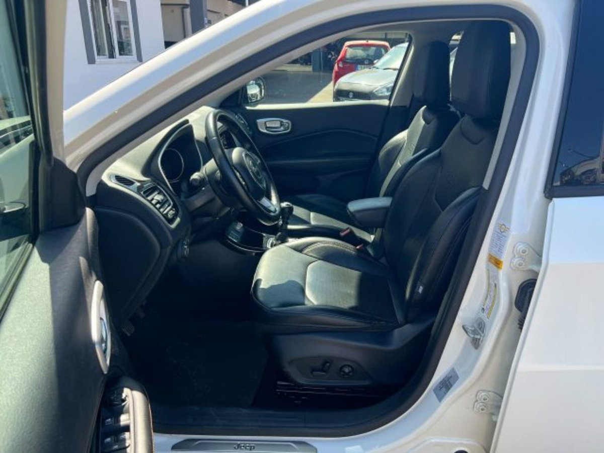 Jeep Compass 1.6 Multijet II 2WD Limited (7)