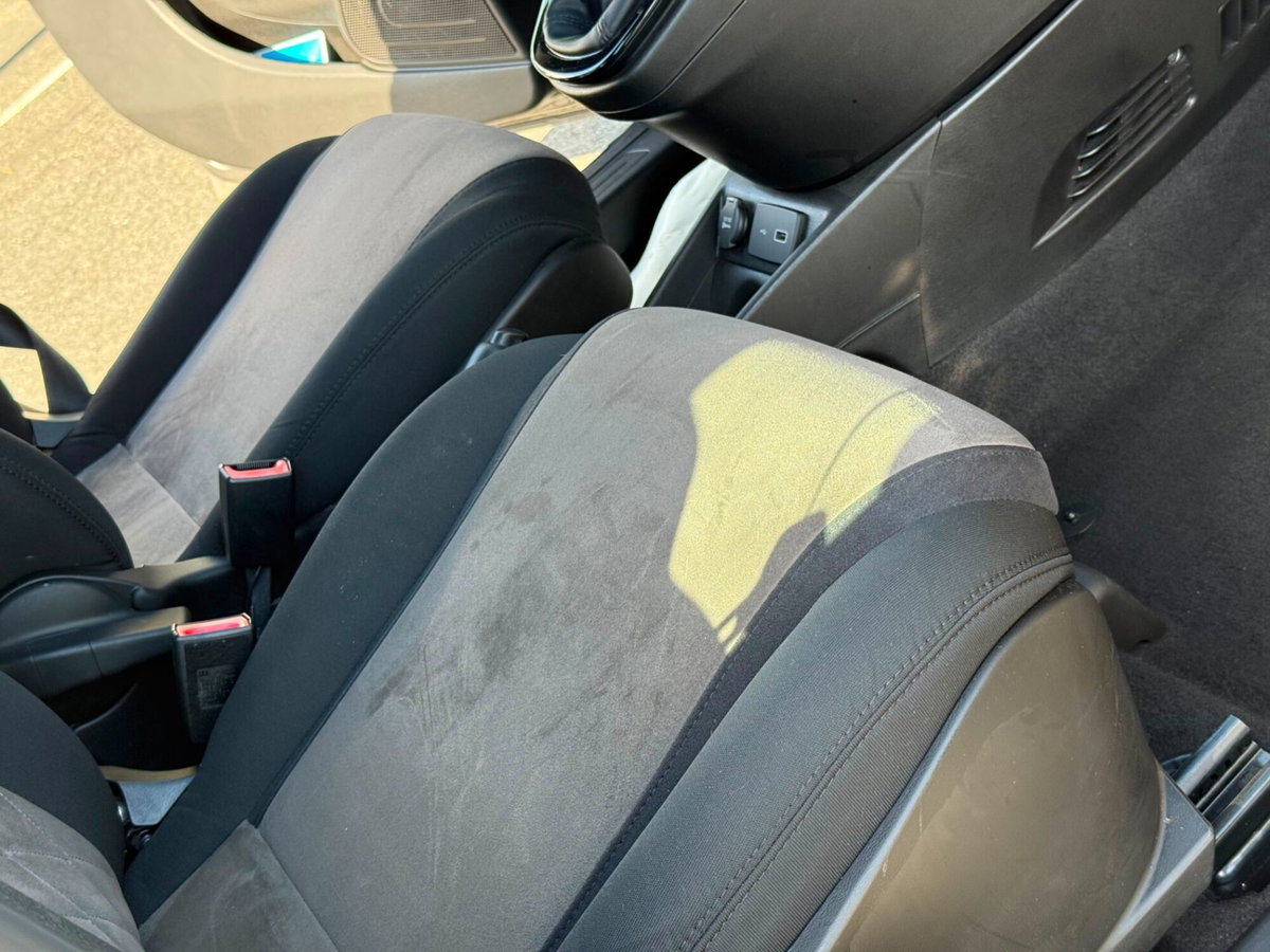 Lancia Ypsilon 1.2 69 CV 5 porte GPL Ecochic Platinum (11)