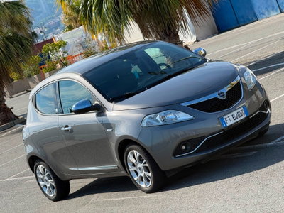 Lancia Ypsilon 1.2 69 CV 5 porte GPL Ecochic Platinum (2)