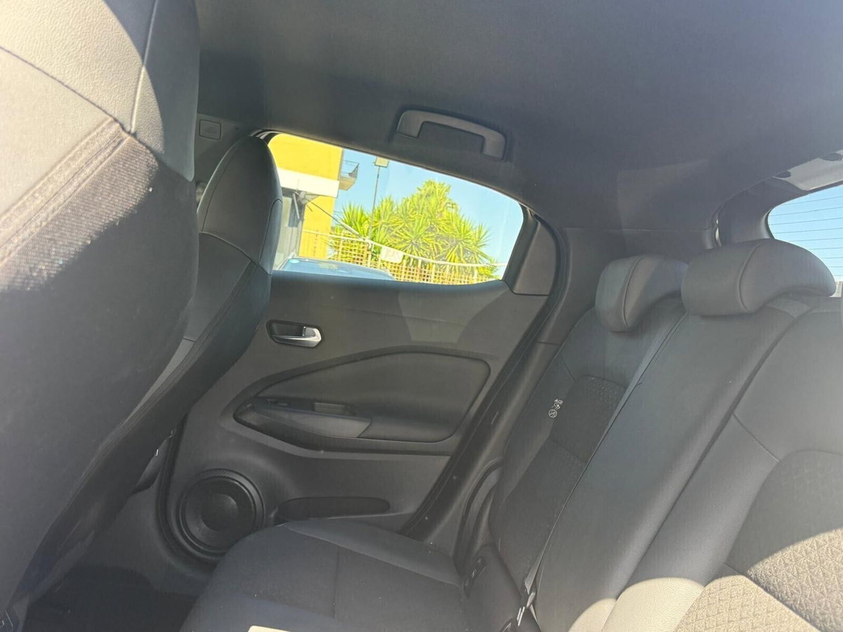 Nissan Juke 1.0 dig-t N-Connecta 114cv (11)