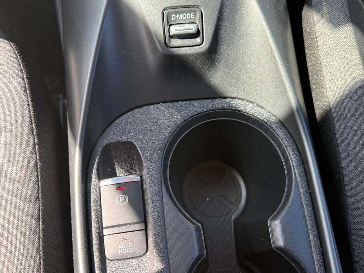 Nissan Juke 1.0 dig-t N-Connecta 114cv (17)