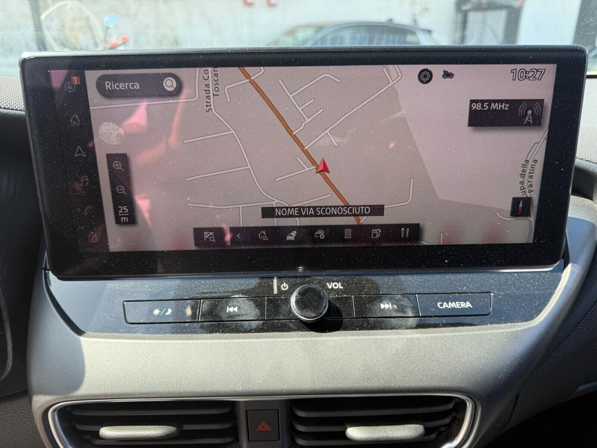 Nissan Juke 1.0 dig-t N-Connecta 114cv (8)