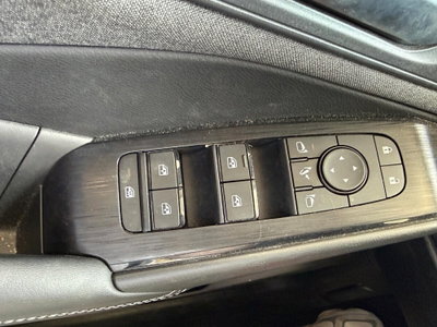 Nissan Qashqai 1.3 mhev Acenta 2wd 140cv (19)
