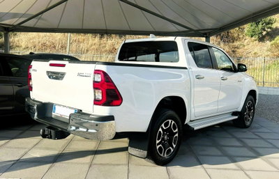 Toyota Hilux 2.D-4D 4WD porte Double Cab Executive (5)
