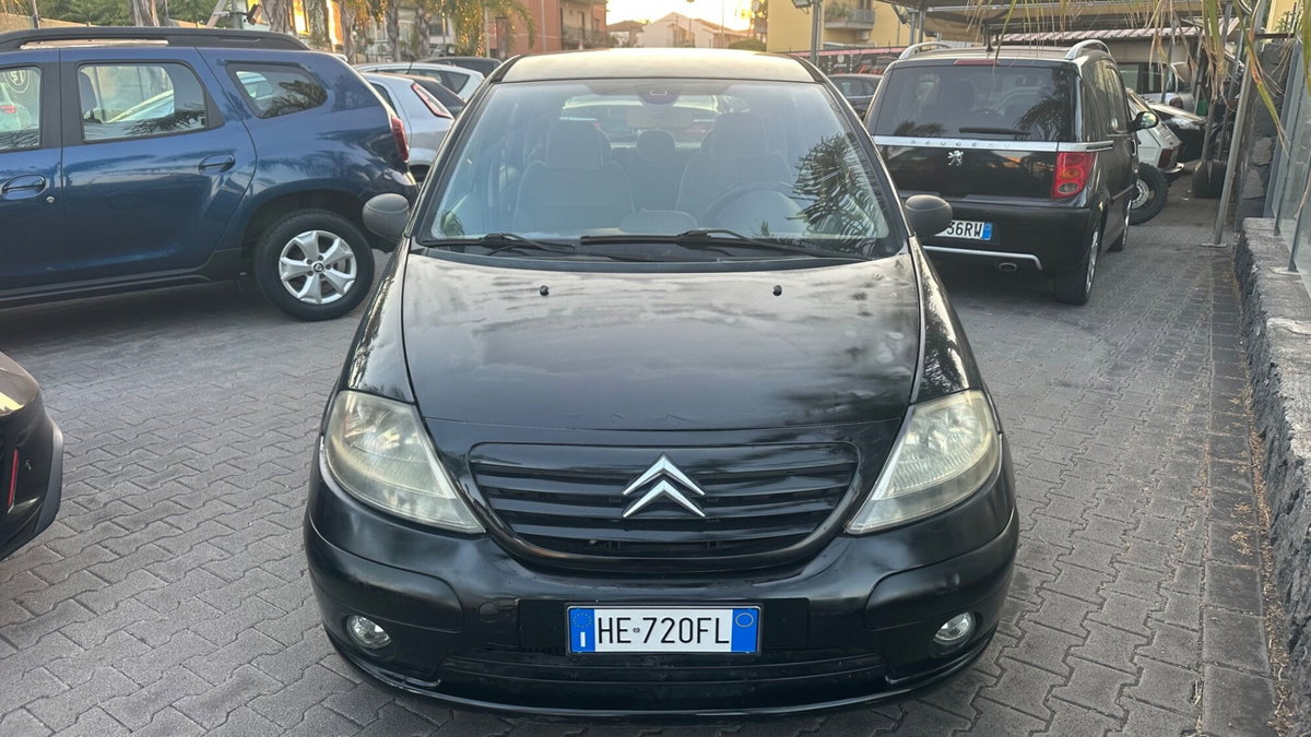 Citroen C3 1.6 HDi 90CV Exclusive (5)