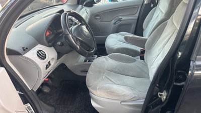 Citroen C3 1.6 HDi 90CV Exclusive (6)