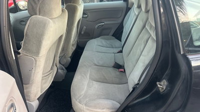 Citroen C3 1.6 HDi 90CV Exclusive (8)