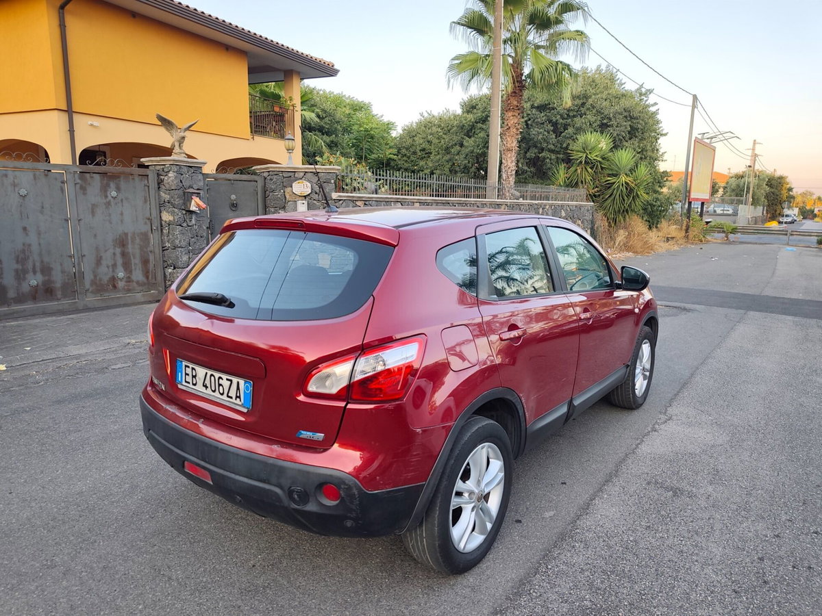 Nissan Qashqai 1.5 dCi Acenta (2)