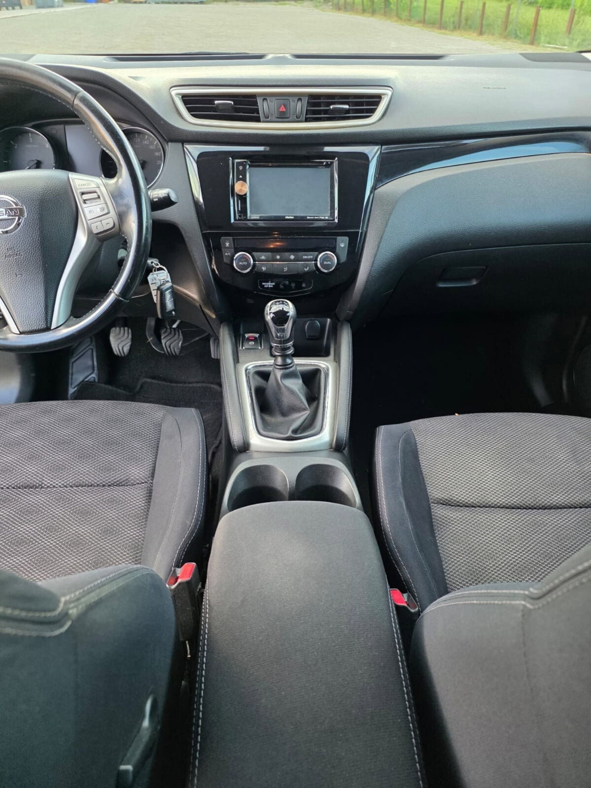 Nissan Qashqai 1.5 dCi DPF Tekna (11)